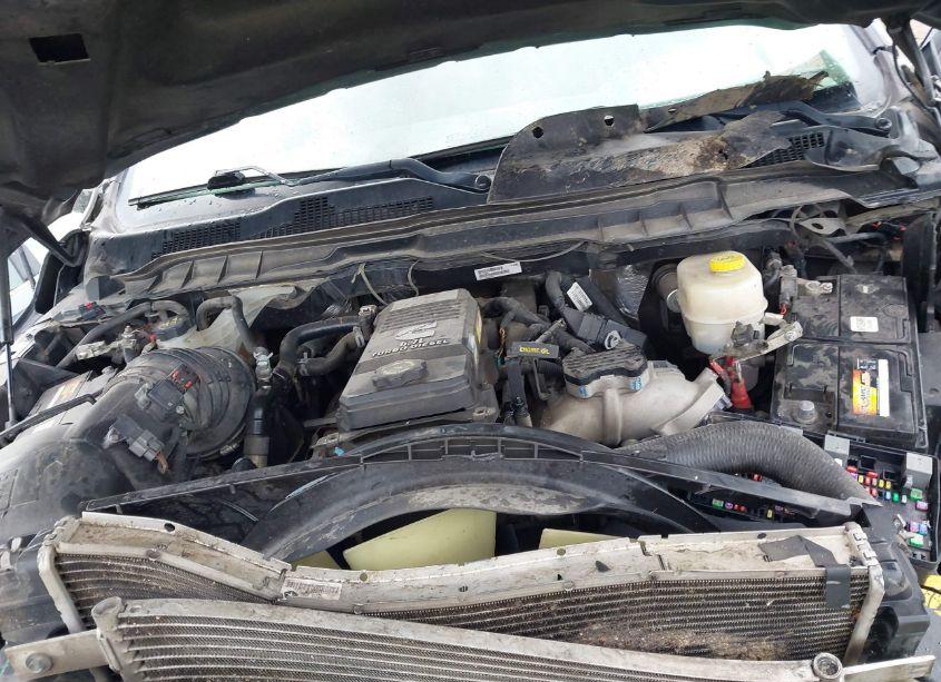 Photo 10 of 2018 Ram 2500 TRADESMAN 4X4 6'4 BOX (VIN 3C6UR5CLXJG223726)