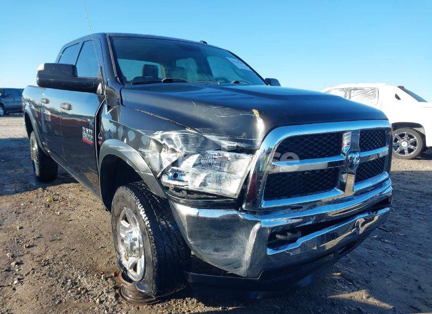 2018 Ram 2500 TRADESMAN 4X4 6'4 BOX (VIN 3C6UR5CLXJG303429) main photo