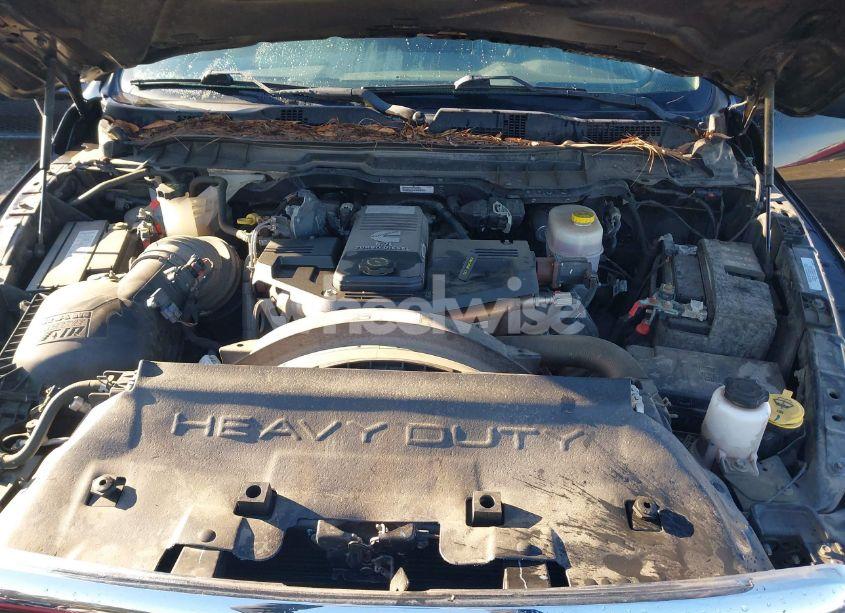 Photo 10 of 2018 Ram 2500 TRADESMAN 4X4 6'4 BOX (VIN 3C6UR5CLXJG303429)