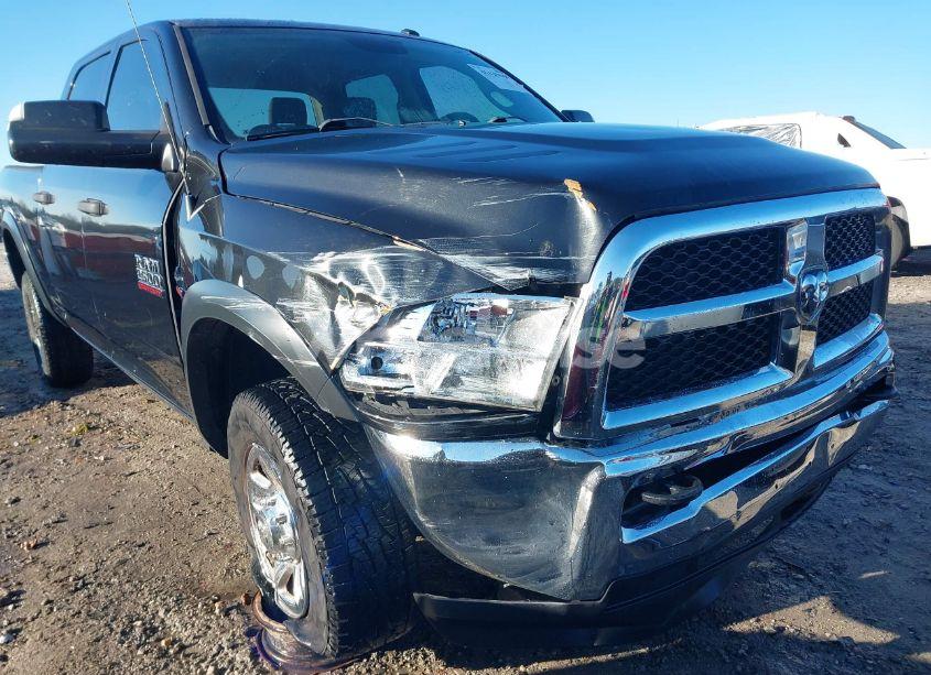 Photo 6 of 2018 Ram 2500 TRADESMAN 4X4 6'4 BOX (VIN 3C6UR5CLXJG303429)