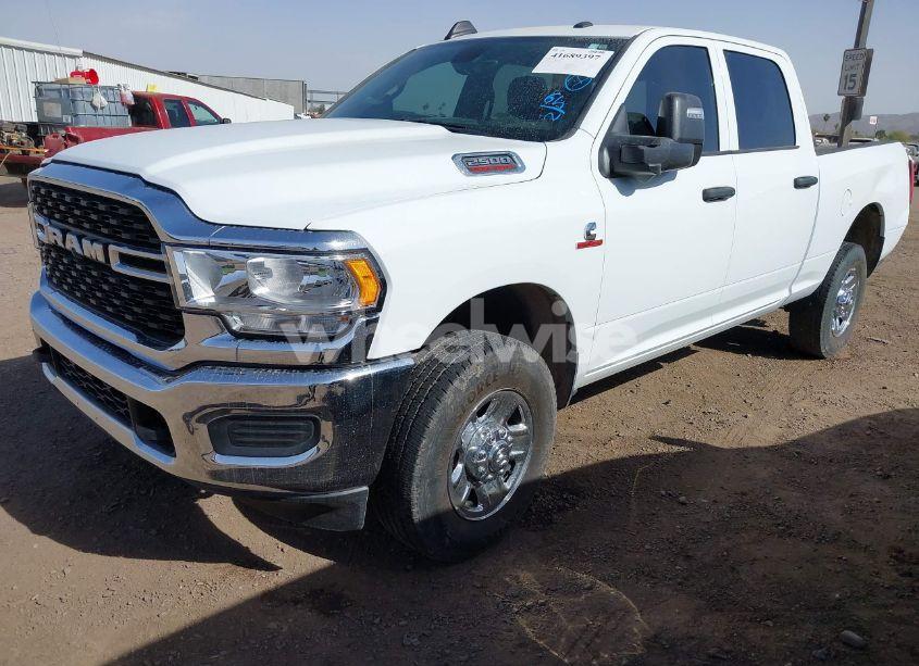 Photo 2 of 2024 Ram 2500 TRADESMAN 4X4 6'4 BOX (VIN 3C6UR5CLXRG222734)