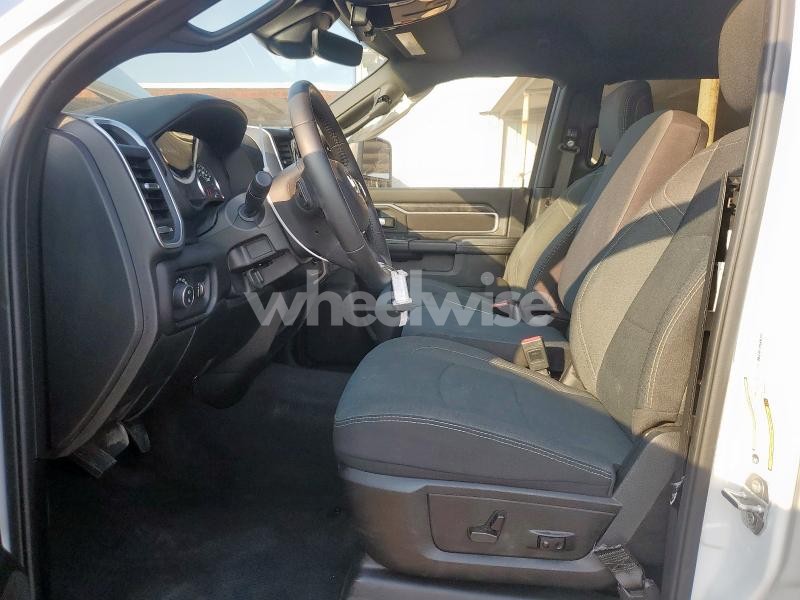 Photo 12 of 2024 RAM 2500 BIG HORN (VIN 3C6UR5DJ0RG394624)