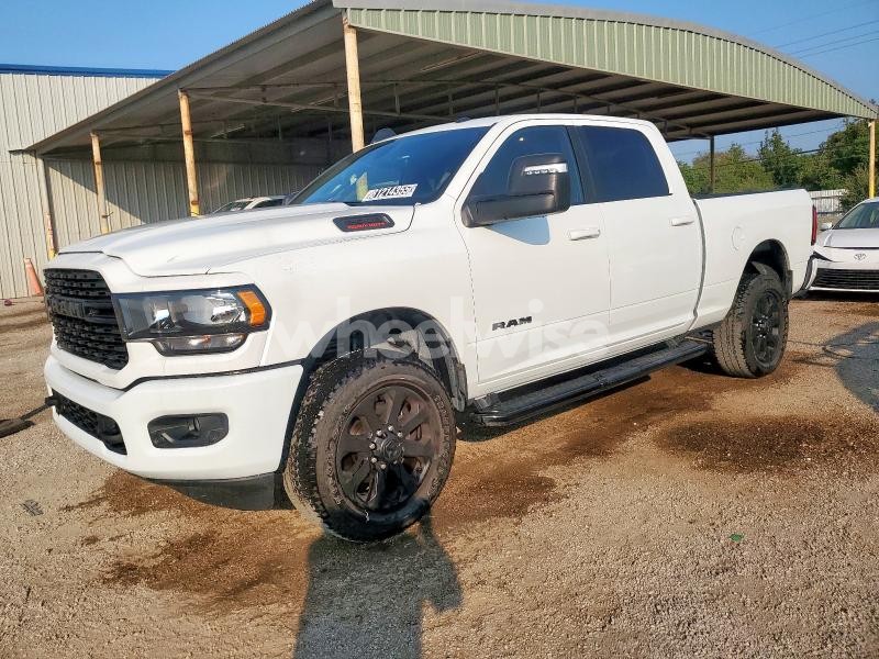 Photo 3 of 2024 RAM 2500 BIG HORN (VIN 3C6UR5DJ0RG394624)