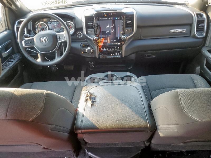 Photo 5 of 2024 RAM 2500 BIG HORN (VIN 3C6UR5DJ0RG394624)