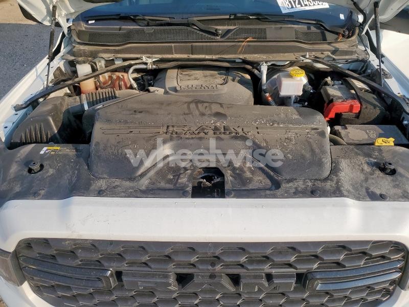 Photo 6 of 2024 RAM 2500 BIG HORN (VIN 3C6UR5DJ0RG394624)