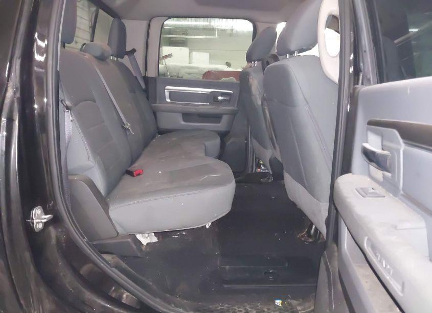 Photo 8 of 2018 Ram 2500 SLT 4X4 6'4 BOX (VIN 3C6UR5DJ1JG340513)