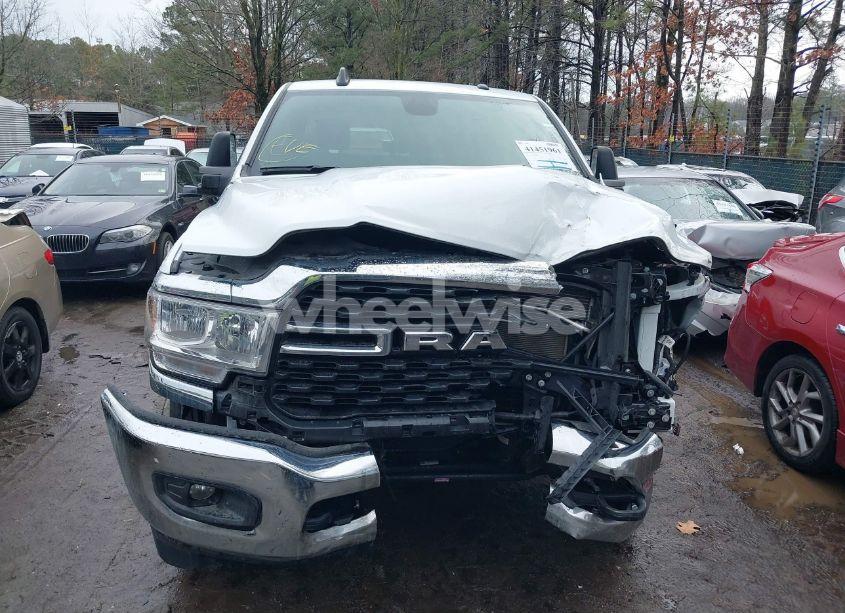 Photo 12 of 2024 Ram 2500 BIG HORN 4X4 6'4 BOX (VIN 3C6UR5DJ1RG101376)