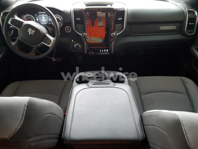 Photo 11 of 2024 RAM 2500 BIG HORN (VIN 3C6UR5DJ1RG386399)