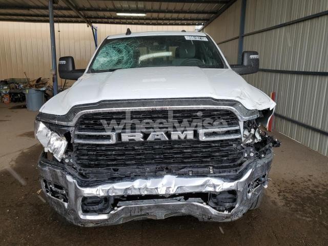 Photo 2 of 2024 RAM 2500 BIG HORN (VIN 3C6UR5DJ1RG386399)