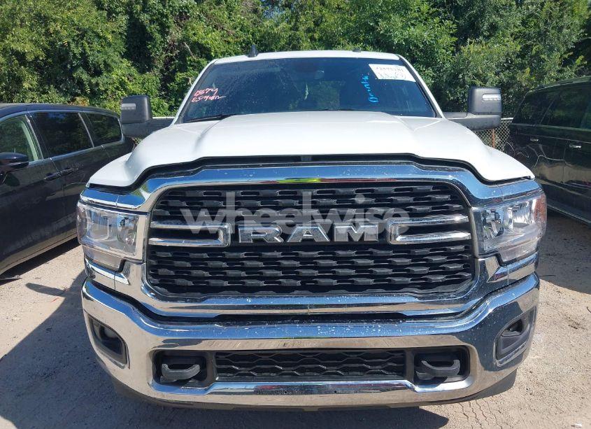 Photo 12 of 2024 Ram 2500 BIG HORN 4X4 6'4 BOX (VIN 3C6UR5DJ2RG303949)