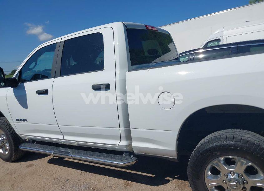 Photo 14 of 2024 Ram 2500 BIG HORN 4X4 6'4 BOX (VIN 3C6UR5DJ2RG303949)