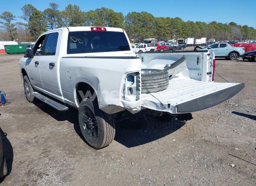 Photo 3 of 2024 Ram 2500 BIG HORN 4X4 6'4 BOX (VIN 3C6UR5DJ2RG311145)