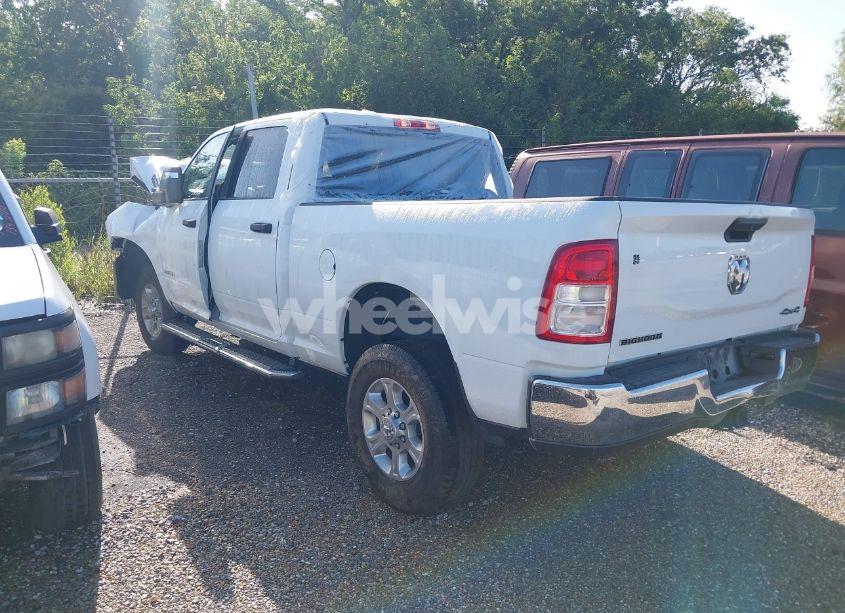 Photo 3 of 2024 Ram 2500 BIG HORN 4X4 6'4 BOX (VIN 3C6UR5DJ3RG366512)