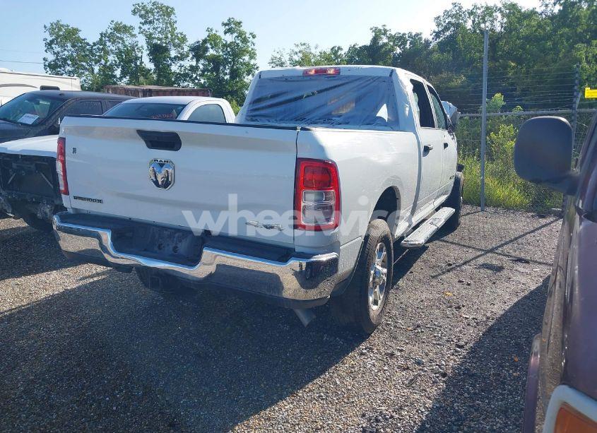 Photo 4 of 2024 Ram 2500 BIG HORN 4X4 6'4 BOX (VIN 3C6UR5DJ3RG366512)