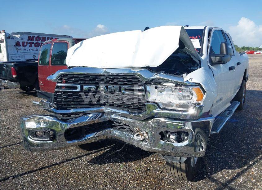 Photo 6 of 2024 Ram 2500 BIG HORN 4X4 6'4 BOX (VIN 3C6UR5DJ3RG366512)