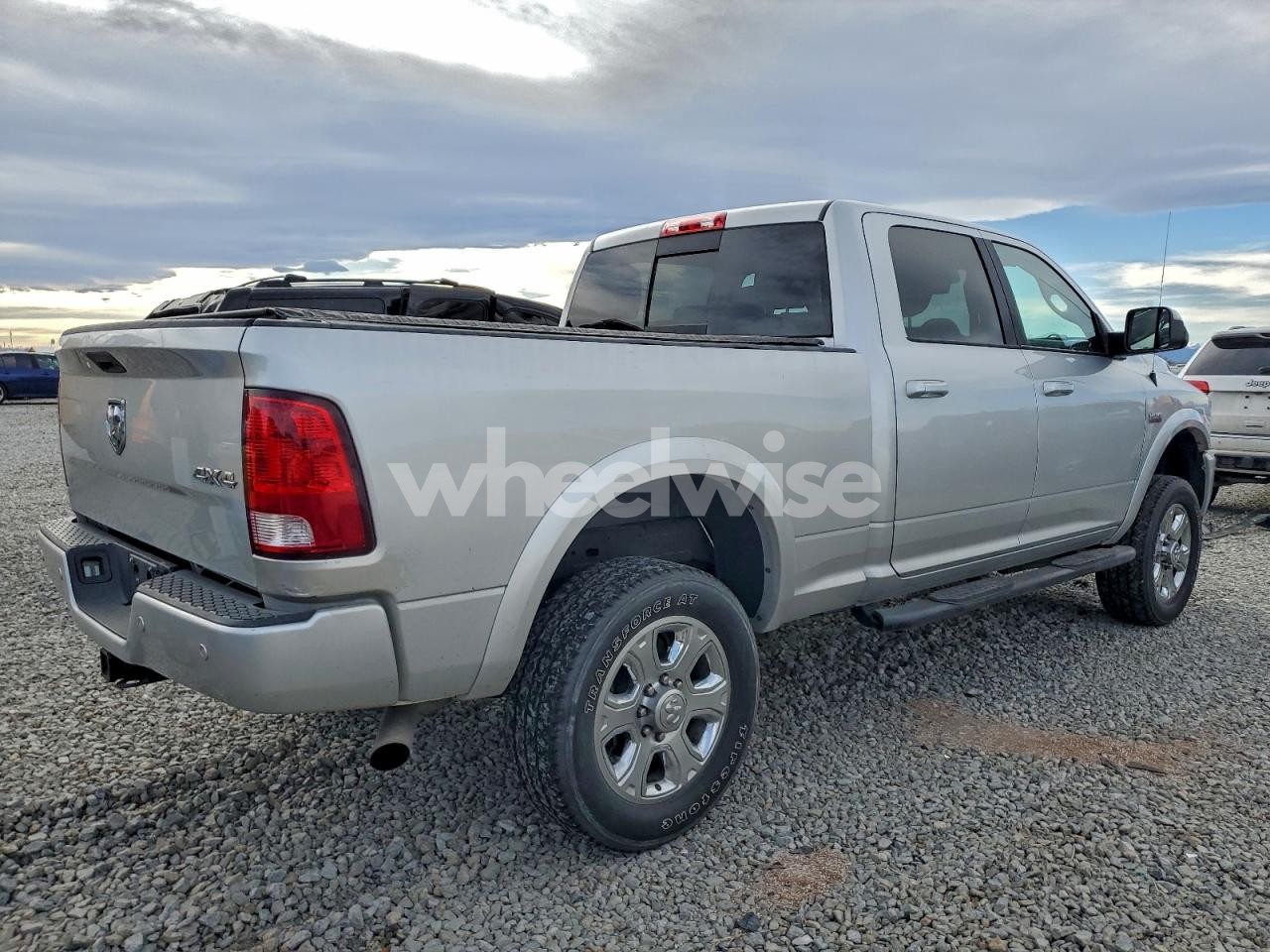 Photo 3 of 2018 RAM 2500 SLT (VIN 3C6UR5DJ4JG218454)
