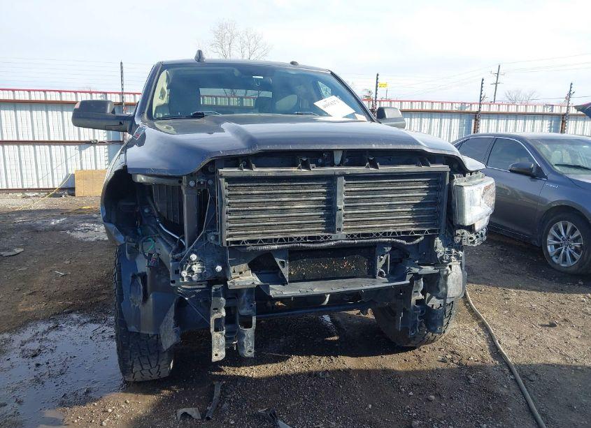Photo 6 of 2019 Ram 2500 BIG HORN 4X4 6'4 BOX (VIN 3C6UR5DJ4KG689070)