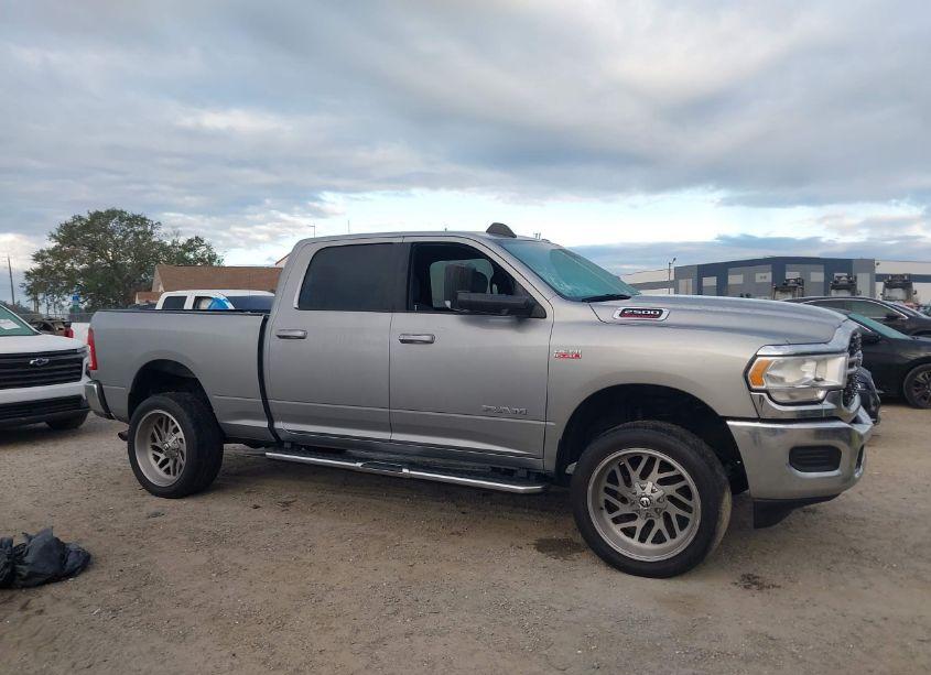Photo 13 of 2022 Ram 2500 BIG HORN 4X4 6'4 BOX (VIN 3C6UR5DJ6NG176388)