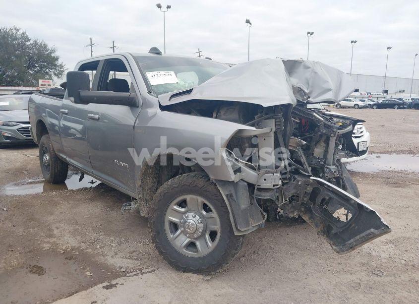 2022 Ram 2500 BIG HORN 4X4 6'4 BOX (VIN 3C6UR5DJ6NG182451) main photo