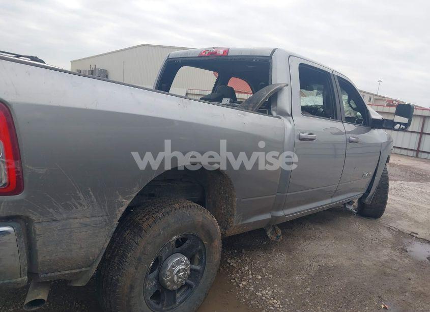 Photo 13 of 2022 Ram 2500 BIG HORN 4X4 6'4 BOX (VIN 3C6UR5DJ6NG182451)