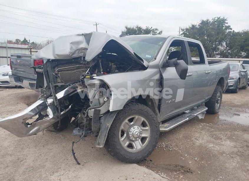 Photo 2 of 2022 Ram 2500 BIG HORN 4X4 6'4 BOX (VIN 3C6UR5DJ6NG182451)