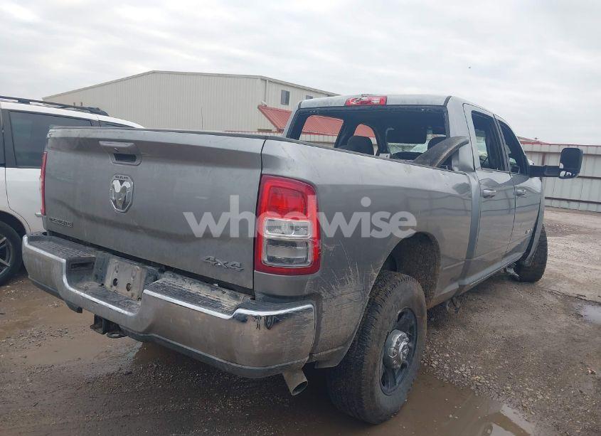 Photo 4 of 2022 Ram 2500 BIG HORN 4X4 6'4 BOX (VIN 3C6UR5DJ6NG182451)