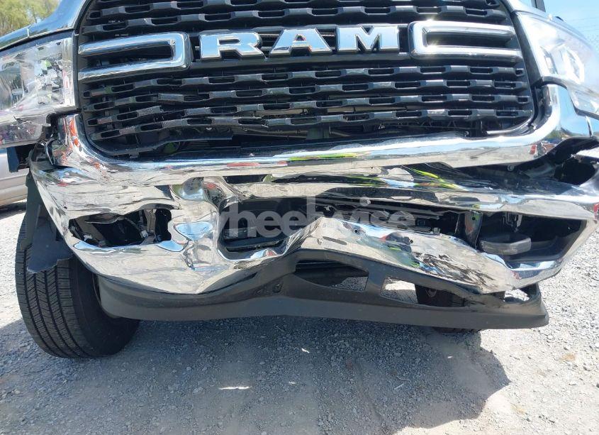 Photo 6 of 2024 Ram 2500 BIG HORN 4X4 6'4 BOX (VIN 3C6UR5DJ6RG373776)