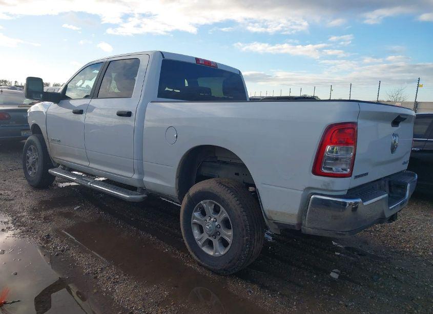 Photo 3 of 2024 Ram 2500 BIG HORN 4X4 6'4 BOX (VIN 3C6UR5DJ7RG311237)