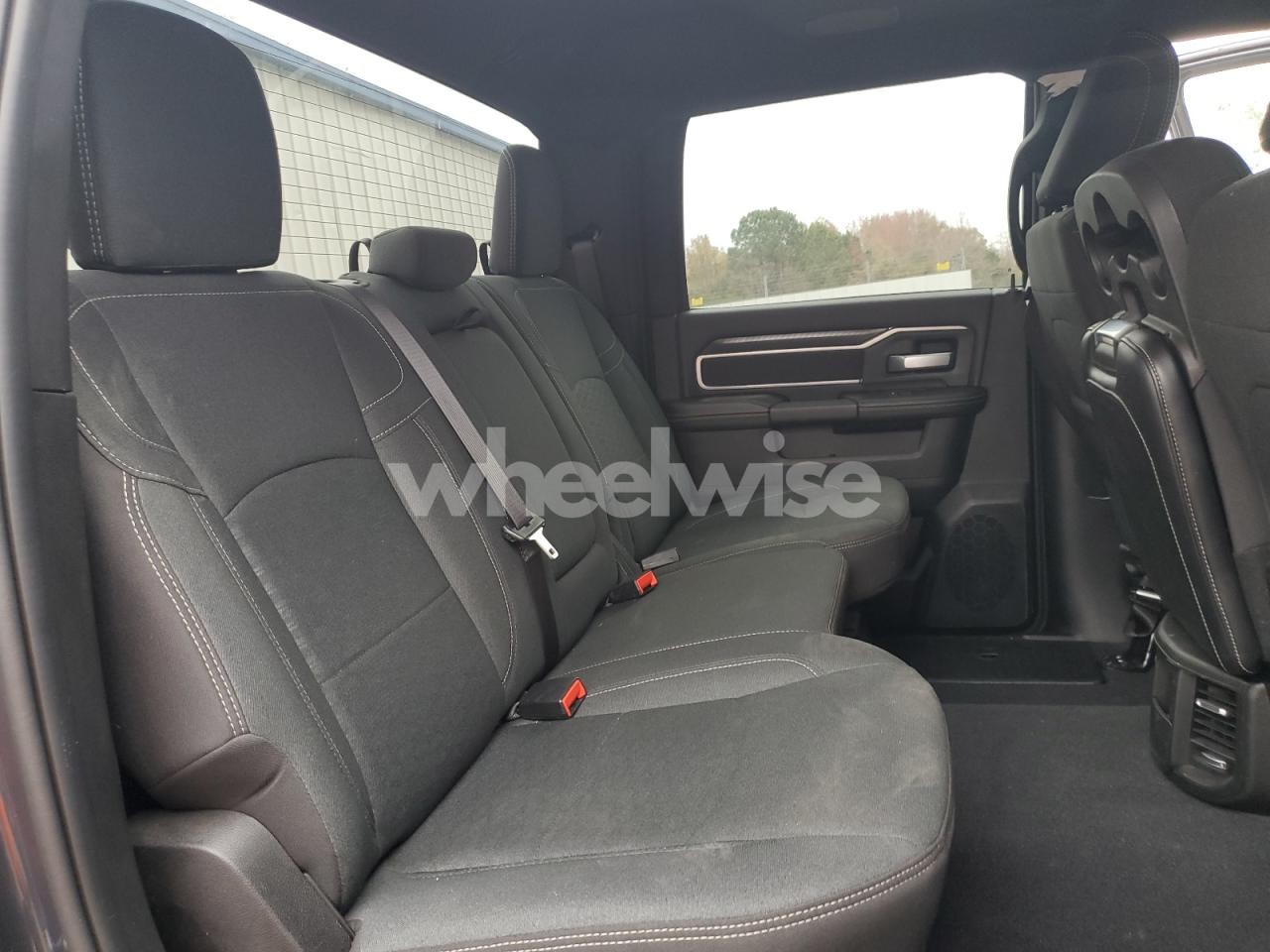 Photo 10 of 2025 RAM 2500 BIG HORN (VIN 3C6UR5DJ7SG583048)