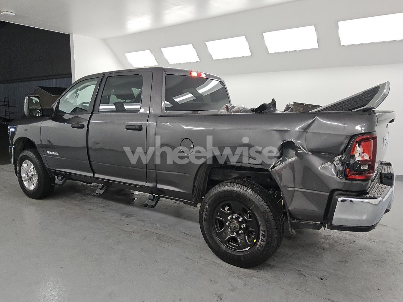 Photo 2 of 2026 RAM 2500 BIG HORN (VIN 3C6UR5DJ7TG199949)
