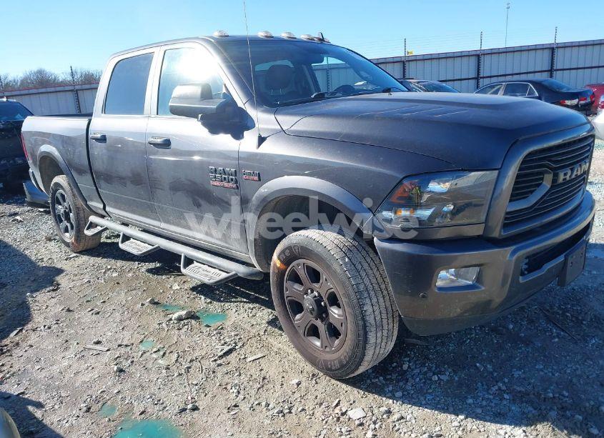 2018 Ram 2500 BIG HORN 4X4 6'4 BOX (VIN 3C6UR5DJ8JG341352) main photo