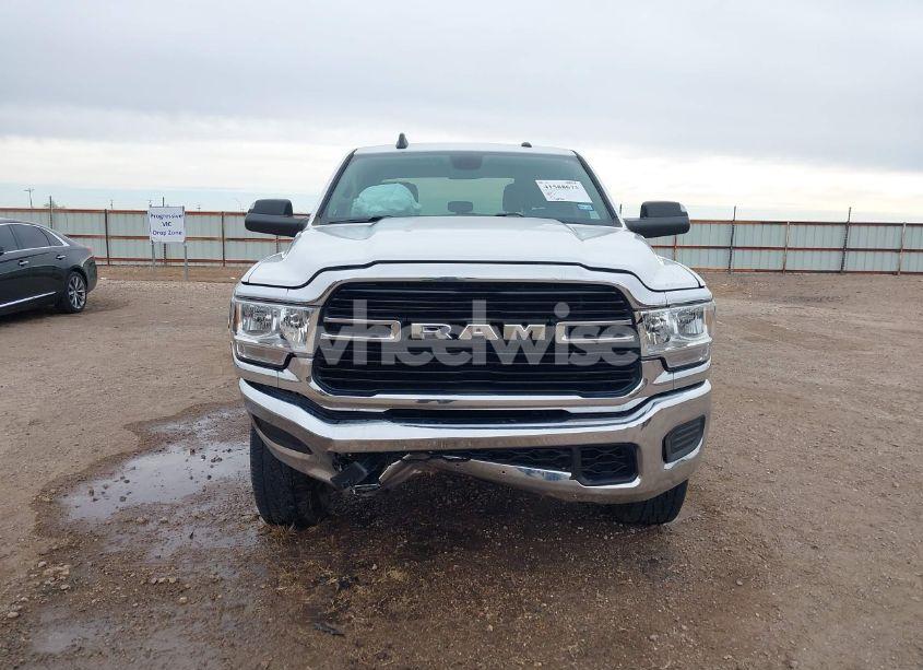 Photo 13 of 2019 Ram 2500 BIG HORN 4X4 6'4 BOX (VIN 3C6UR5DJ8KG544954)