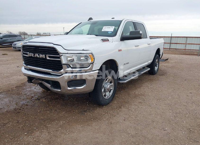 Photo 2 of 2019 Ram 2500 BIG HORN 4X4 6'4 BOX (VIN 3C6UR5DJ8KG544954)