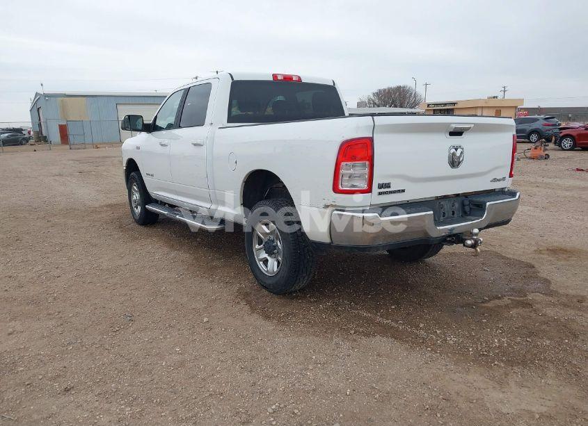 Photo 3 of 2019 Ram 2500 BIG HORN 4X4 6'4 BOX (VIN 3C6UR5DJ8KG544954)