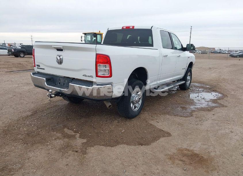 Photo 4 of 2019 Ram 2500 BIG HORN 4X4 6'4 BOX (VIN 3C6UR5DJ8KG544954)