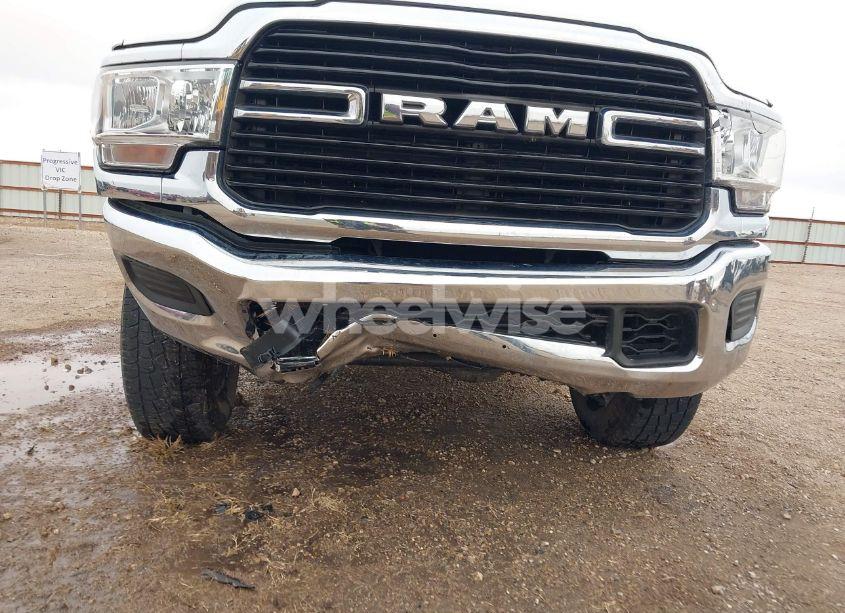 Photo 6 of 2019 Ram 2500 BIG HORN 4X4 6'4 BOX (VIN 3C6UR5DJ8KG544954)