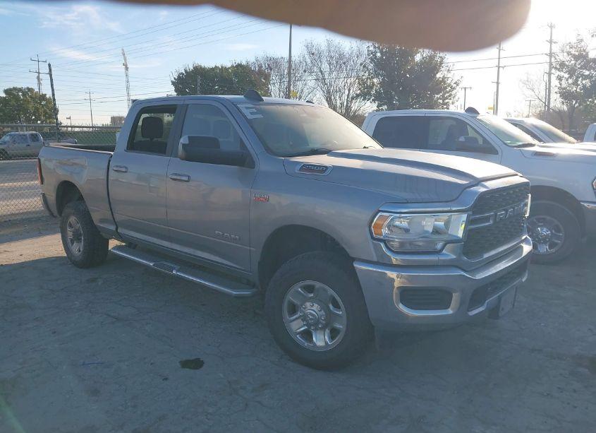 2022 Ram 2500 BIG HORN 4X4 6'4 BOX (VIN 3C6UR5DJ8NG137253) main photo