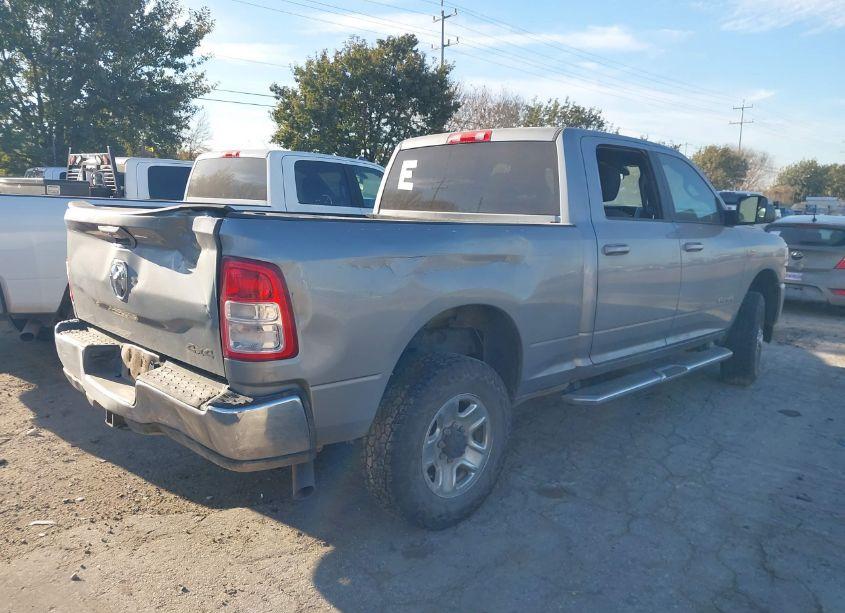 Photo 4 of 2022 Ram 2500 BIG HORN 4X4 6'4 BOX (VIN 3C6UR5DJ8NG137253)