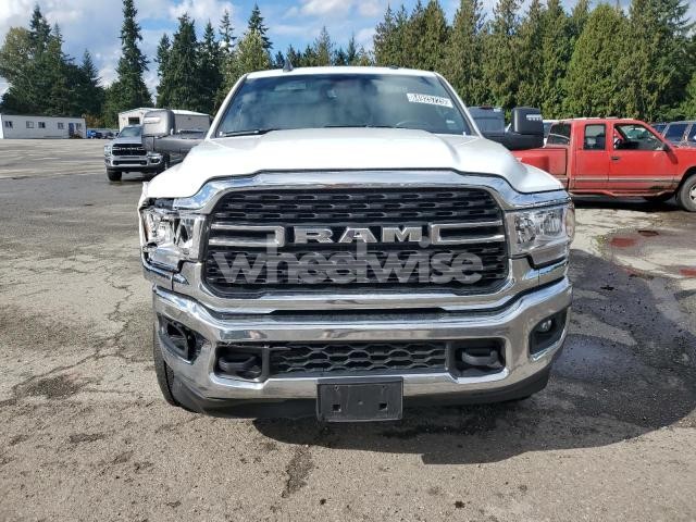 Photo 3 of 2024 RAM 2500 BIG HORN (VIN 3C6UR5DJXRG354339)