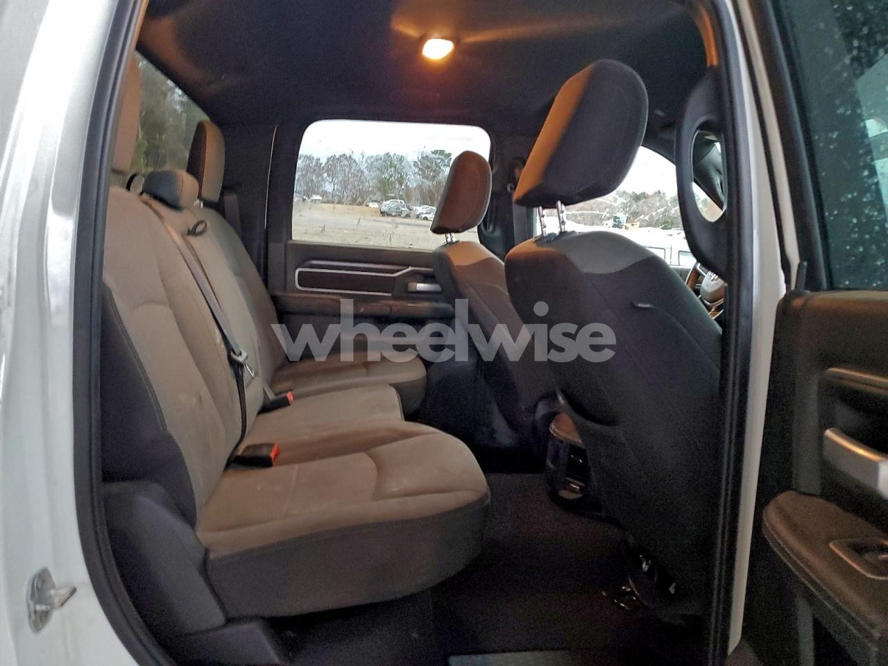 Photo 10 of 2024 RAM 2500 BIG HORN (VIN 3C6UR5DJXRG405922)