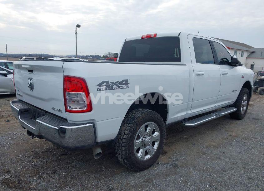 Photo 4 of 2021 Ram 2500 BIG HORN 4X4 6'4 BOX (VIN 3C6UR5DL0MG656362)