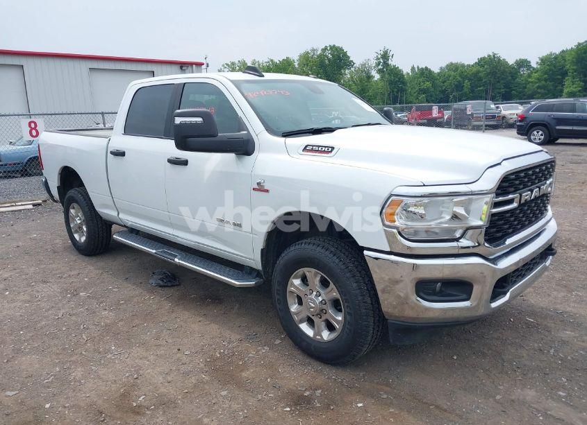 2024 Ram 2500 BIG HORN 4X4 6'4 BOX (VIN 3C6UR5DL0RG154118) main photo