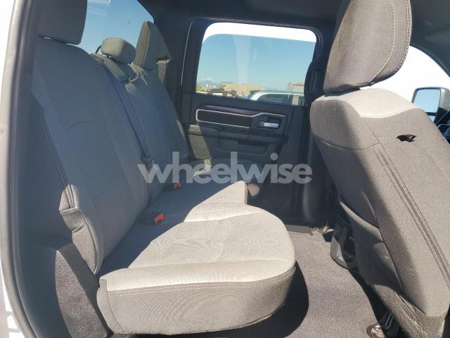 Photo 12 of 2024 RAM 2500 BIG HORN (VIN 3C6UR5DL0RG291429)