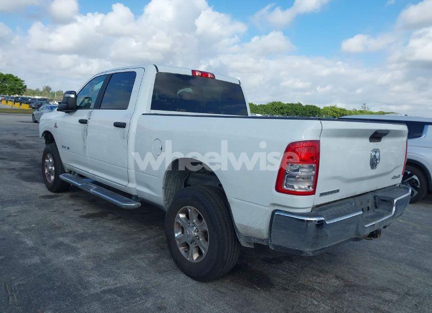 Photo 3 of 2024 Ram 2500 BIG HORN 4X4 6'4 BOX (VIN 3C6UR5DL0RG338233)