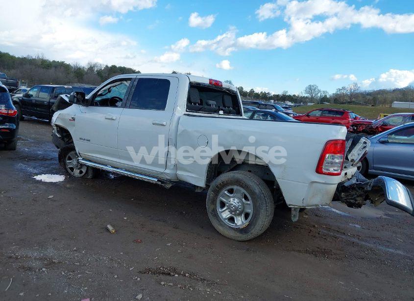 Photo 3 of 2022 Ram 2500 BIG HORN 4X4 6'4 BOX (VIN 3C6UR5DL1NG182309)