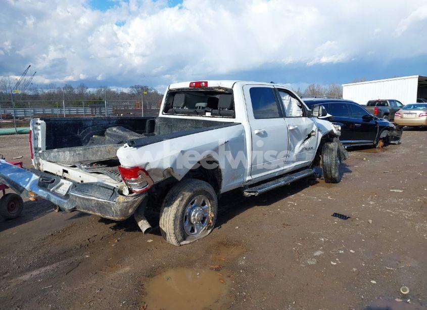 Photo 4 of 2022 Ram 2500 BIG HORN 4X4 6'4 BOX (VIN 3C6UR5DL1NG182309)