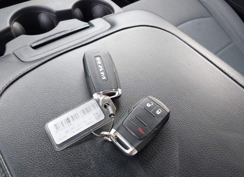 Photo 11 of 2024 Ram 2500 BIG HORN 4X4 6'4 BOX (VIN 3C6UR5DL1RG154158)