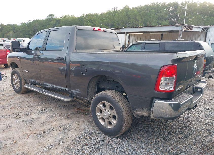 Photo 3 of 2024 Ram 2500 BIG HORN 4X4 6'4 BOX (VIN 3C6UR5DL1RG154158)