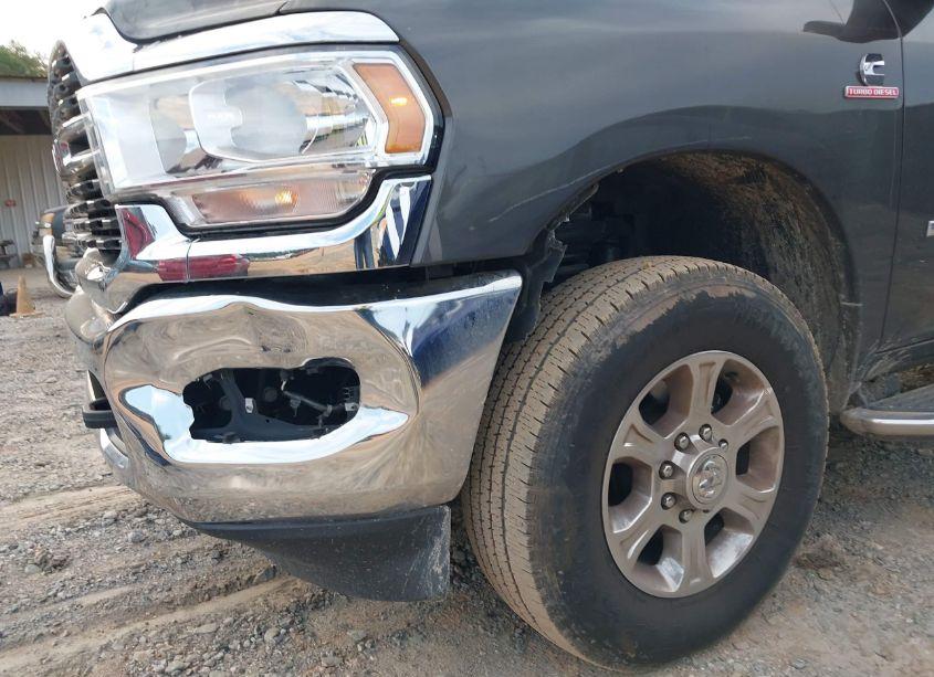 Photo 6 of 2024 Ram 2500 BIG HORN 4X4 6'4 BOX (VIN 3C6UR5DL1RG154158)