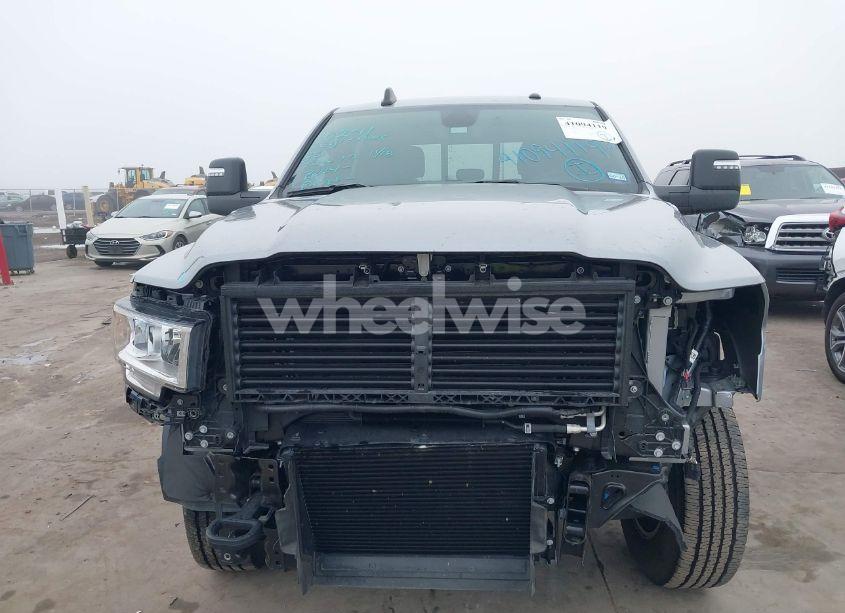 Photo 13 of 2024 Ram 2500 BIG HORN 4X4 6'4 BOX (VIN 3C6UR5DL1RG195695)